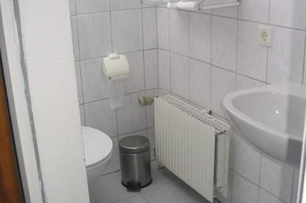 Ganze Wohnung, Ferienwohnung Pidder Lyng Fw 4 – strandnah, mit Wlan & Terrasse in Utersum, Föhr