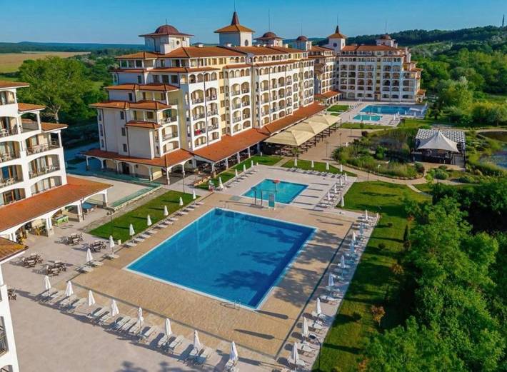 Apartament wakacyjny dla 5 osób, z Balkon i Taras oraz Ogród i Basen dla dzieci w Obzor