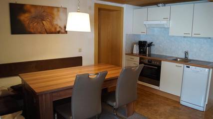 Appartement voor 6 Personen in Warth, Lectaler Alpen, Afbeelding 1