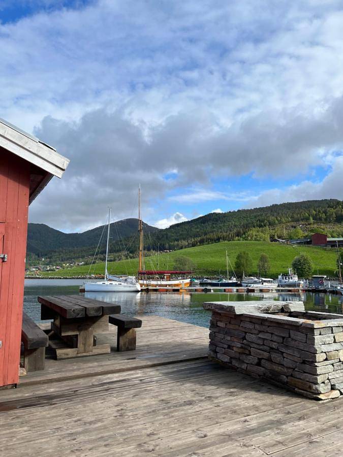 Ferienhaus für 6 Personen, mit Balkon und Terrasse sowie Garten und Ausblick in Halsa - 2