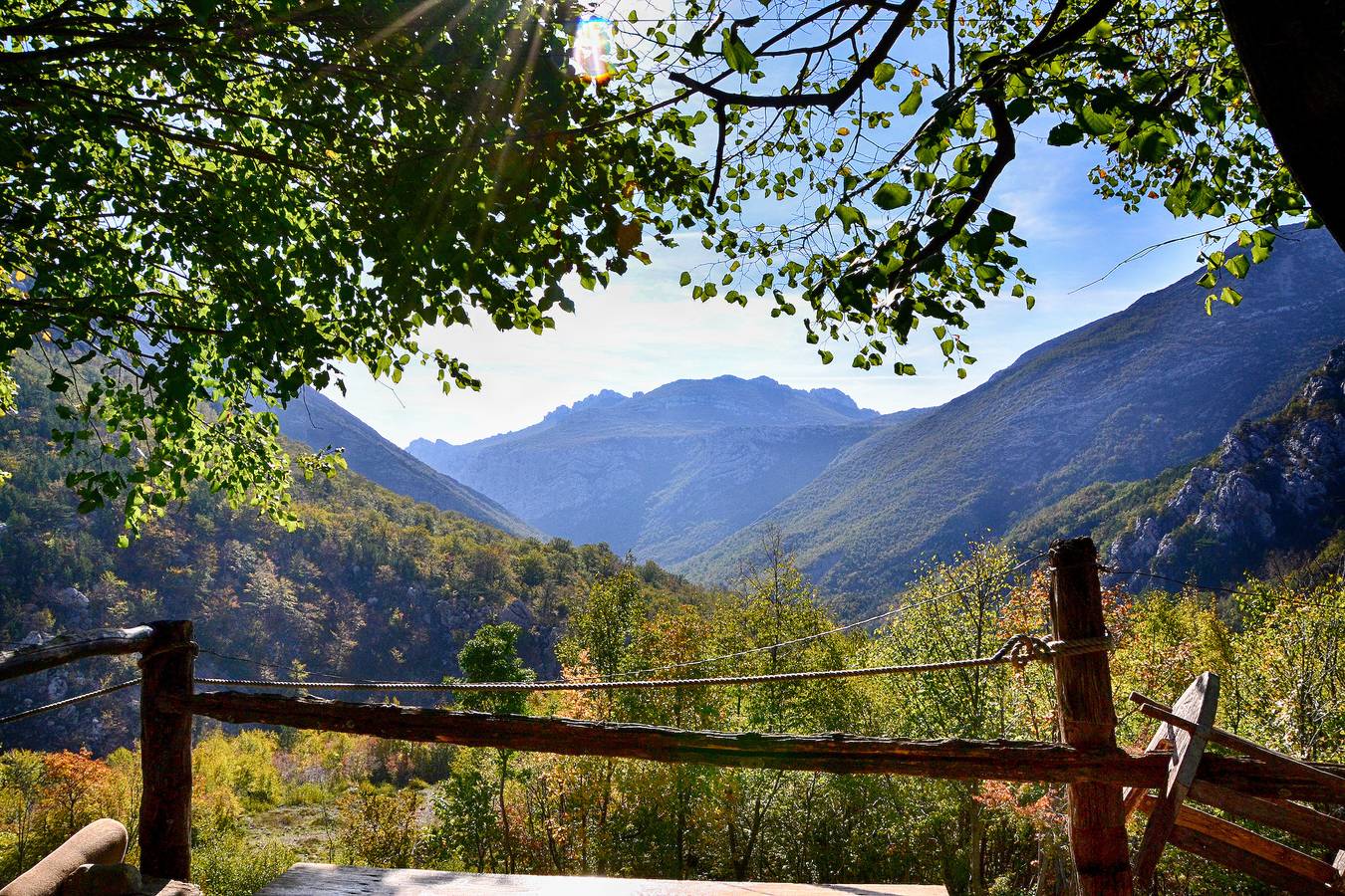 Ganze Wohnung, Ferienwohnung für 4 Personen mit Terrasse in Starigrad, Zadar