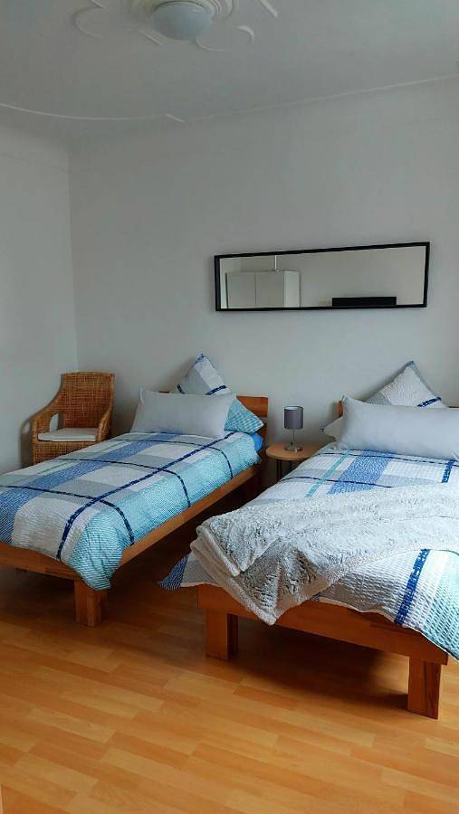 Ganze Wohnung, Maria' s Fewo in Wallerfangen, Mosel-Saar