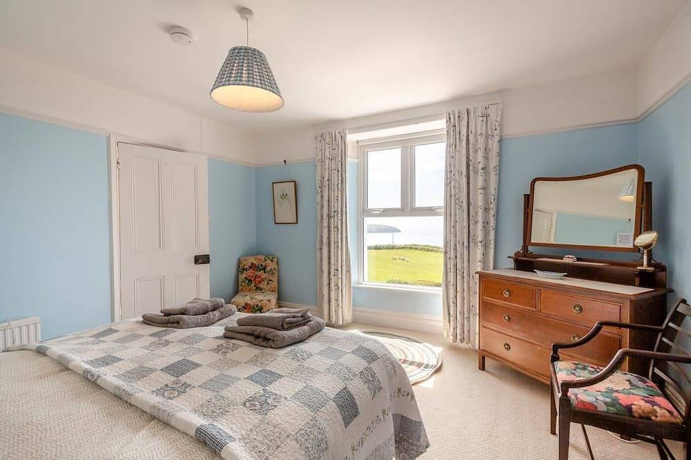 6 Bed in Aberdaron (oc-a32231) in Aberdaron, Gwynedd