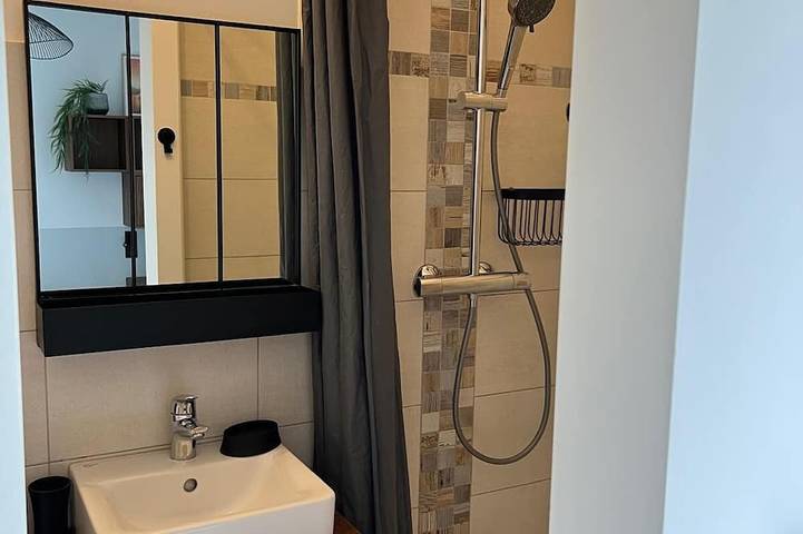 Gîte pour 4 personnes, avec jardin et terrasse dans La Bergerie - 4