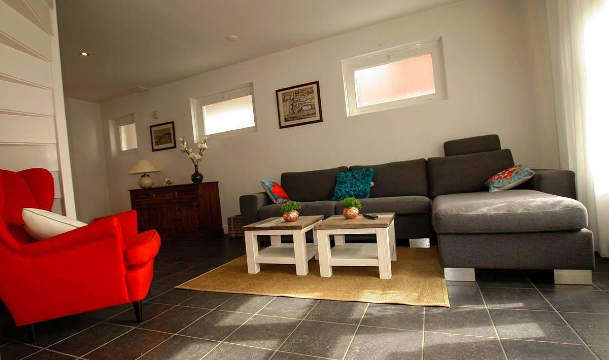 Rentals Egmond — Wijkgebouw in Egmond, Egmond aan Zee