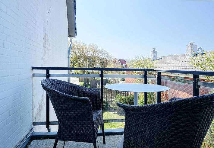 Ganze Wohnung, 2-Raum Appartement mit ca. 50m ² Nutzfläche im Obergeschoss. in Nordfriesische Inseln (Schleswig-Holstein) (Schleswig-Holstein), Wenningstedt