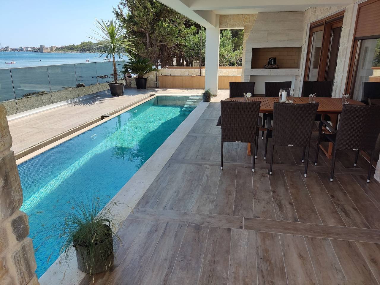 Villa Enjoy, Ferienhaus in Vir