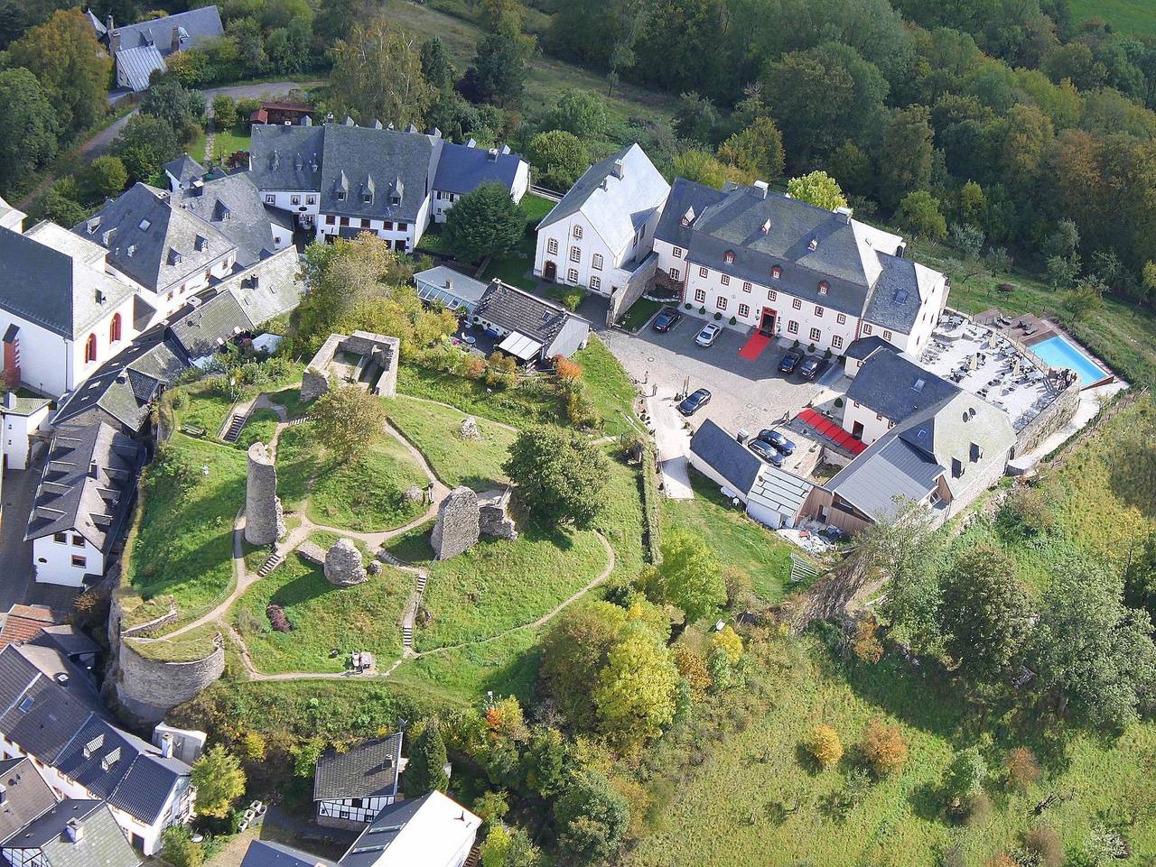 Burghaus und Villa Kronenburg in Kronenburg, Dahlem