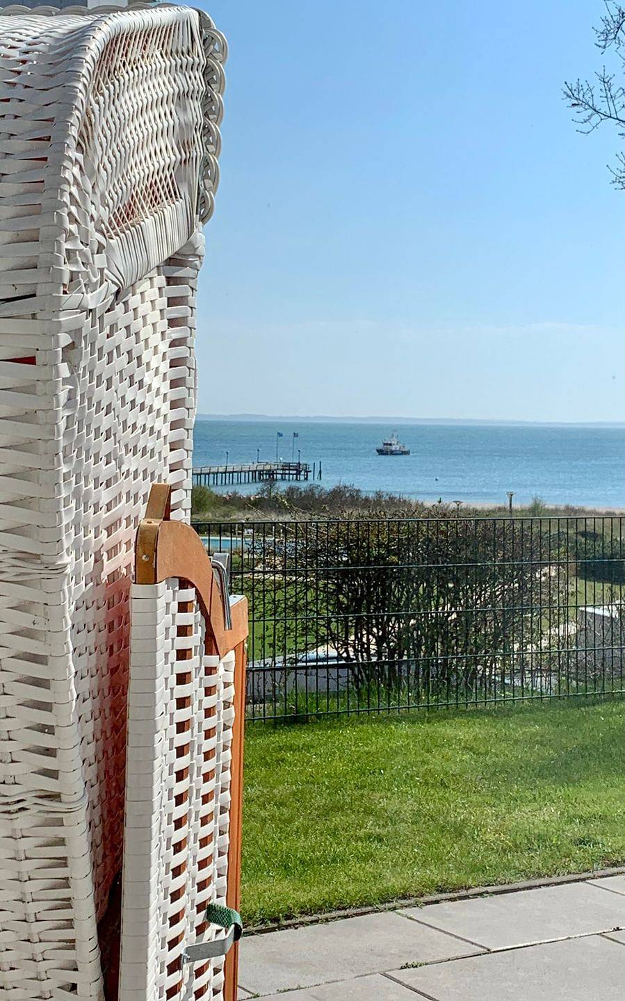 Ganze Wohnung, Schöne Ferienwohnung für vier Gäste mit Meerblick und Terrasse in Pelzerhaken in Südstrand Pelzerhaken, Ostholstein