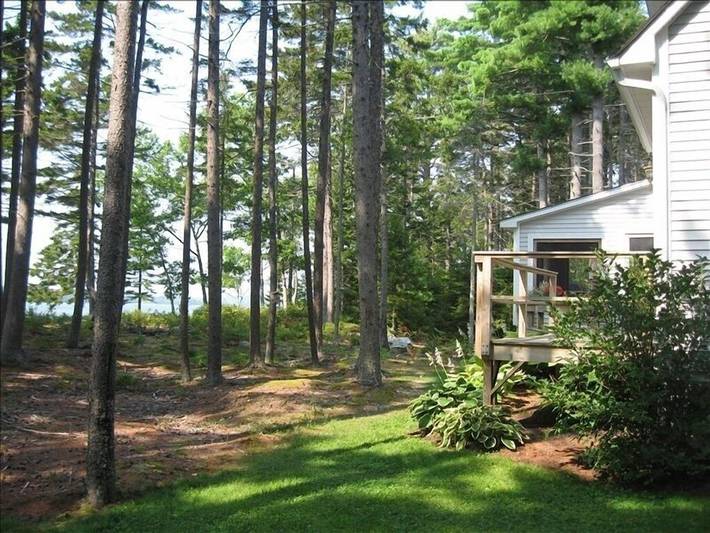 Vacation house for 8 people, with yard, with pets in Maine