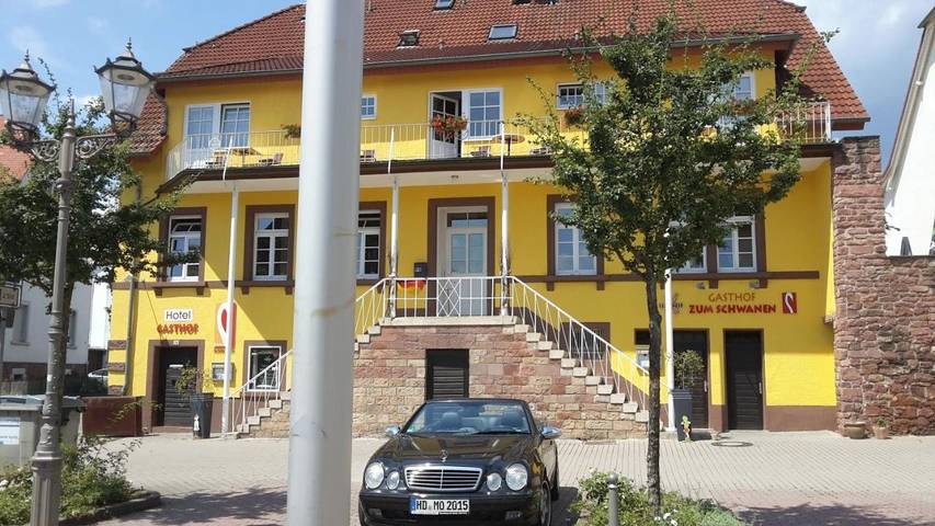 Hotel für 4 Personen, mit Terrasse, mit Haustier in Leimen