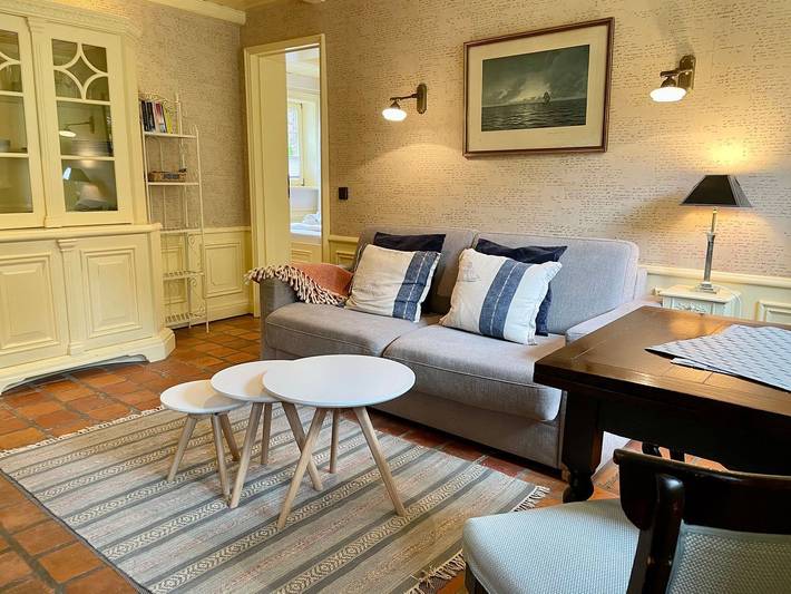 Ganze Wohnung, Schönes 2-Zimmer App. mit Terrasse, Pkw-Stellplatz, Wlan. Haustiere erlaubt. in Westerland, Sylt (Gemeinde)