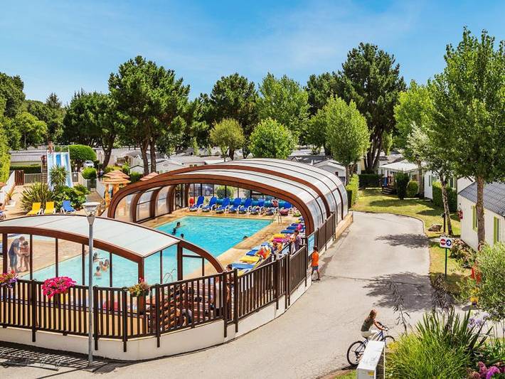 Camping Le Moulin de Kermaux - Mobilheim 4 personen - Comfort | 2 Schlafz. | 4 Pers. | Einfache Terrasse | Tv in Carnac, Côte des Mégalithes