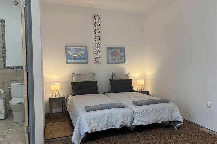 Location de vacances pour 6 personnes, avec jardin à Bourdeilles - 3