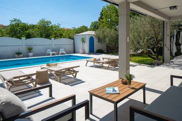 Villa pour 6 Personnes dans Tugare, Dalmatie continentale, Photo 1