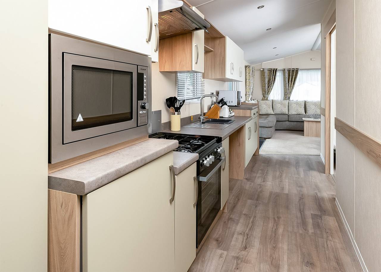 Stratford Caravan Wcf (Pet) in Stratford upon Avon, Warwickshire