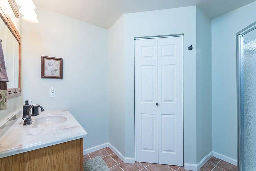 Sweetwood Lodge: 3 Br, 3 Ba Hütte / Bungalow in Old Fort, 6 Personen in McDowell County