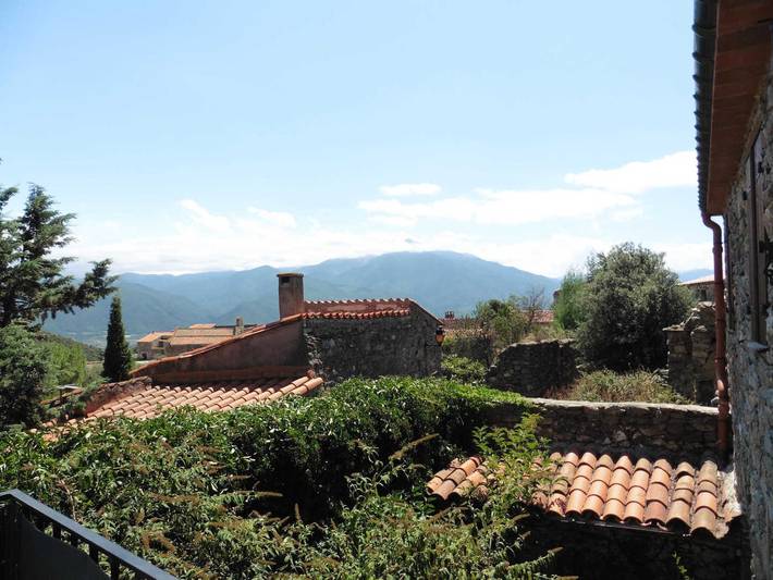 Gîte pour 6 personnes, avec terrasse dans Arboussols