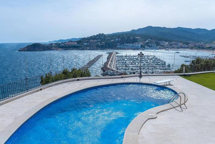 Villa pour 10 personnes, avec piscine ainsi que vue et jardin à Sant Feliu de Guíxols - 4
