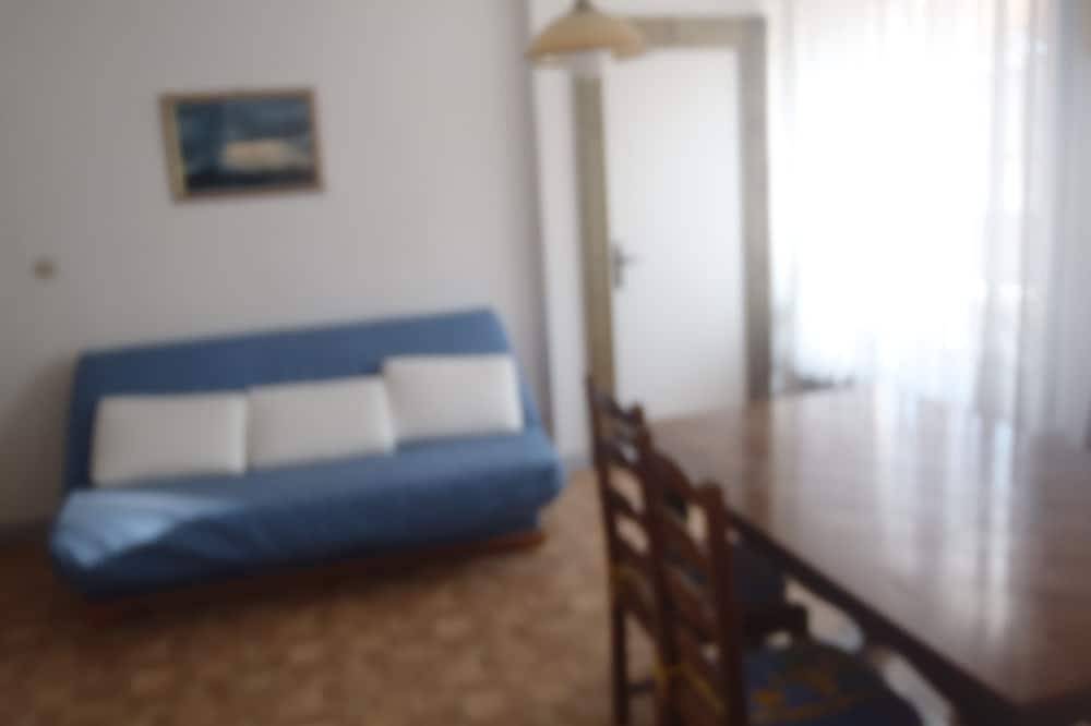Entire apartment, One bedroom apartment in Le Portel, Boulogne-sur-Mer region