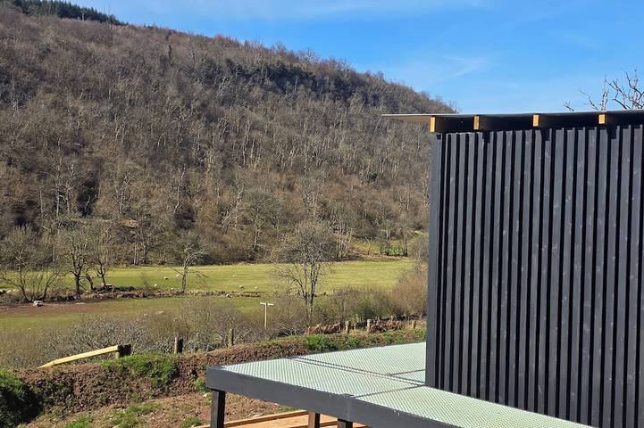 Glamping for 2 people in Brecon Beacons