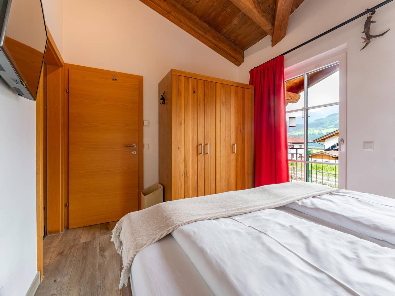 Ganze Wohnung, Penthouse bei Kaprun mit Sauna &  Bergblick in Piesendorf, Pinzgau