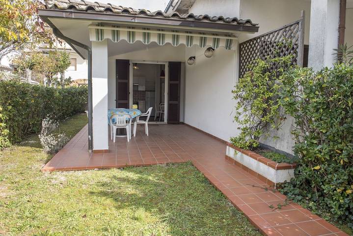 Apartamento entero, Apartamento de vacaciones para 6 personas con jardín in Marcelli, Numana