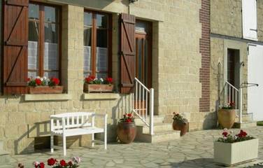 Gîte pour 8 personnes, avec vue et terrasse à Boran-sur-Oise