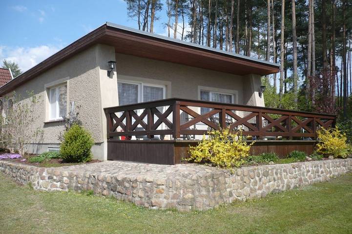 Bungalow für 2 Personen, mit Terrasse und Garten