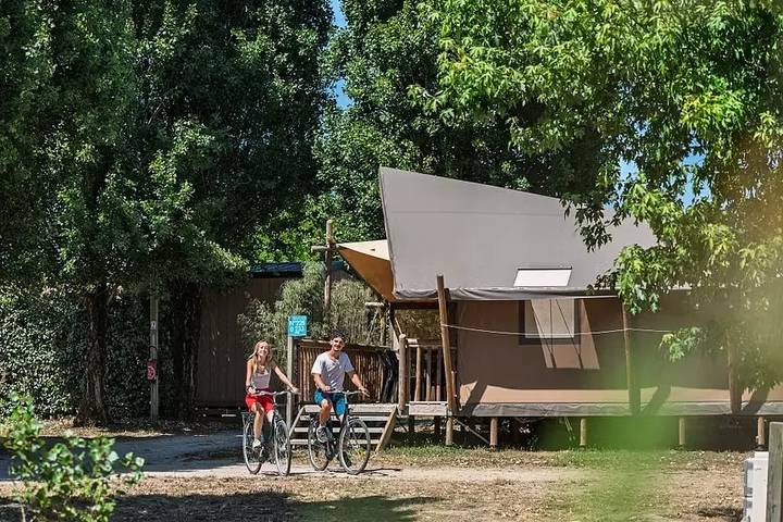 Camping pour 4 personnes, avec piscine et terrasse, animaux acceptés dans le Morbihan - 2
