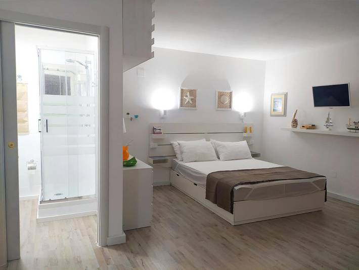 Casa vacanza per 4 persone, adatto a famiglie con bambini a Mazzeo