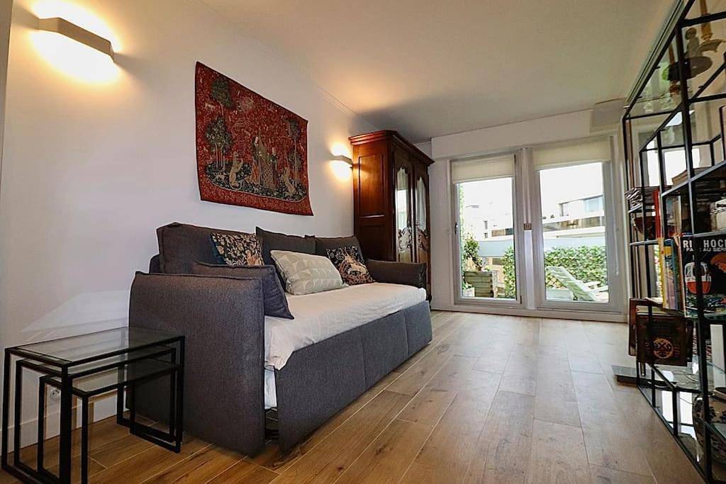 Appartement entier, 2 pièces avec balcon - Parking - Proche Versailles in Le Chesnay, Yvelines