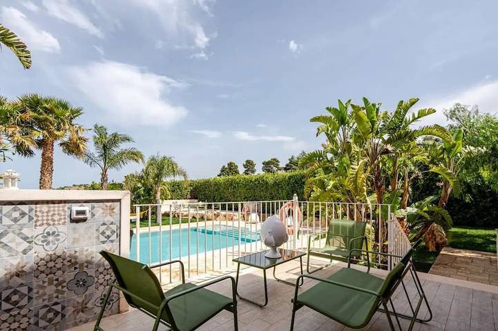 Villa per 12 persone, con balcone e giardino - 1