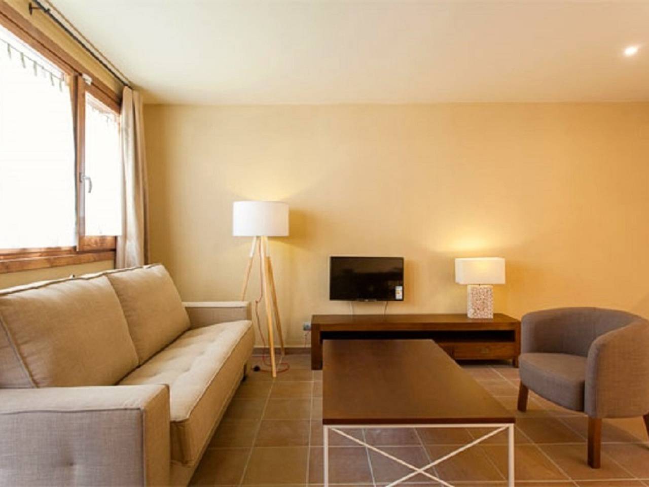 Ganze Wohnung, Moderne Wohnung in Pals, 2 Schlafzimmer, Internet, Klimaanlage in Pals, Costa Brava