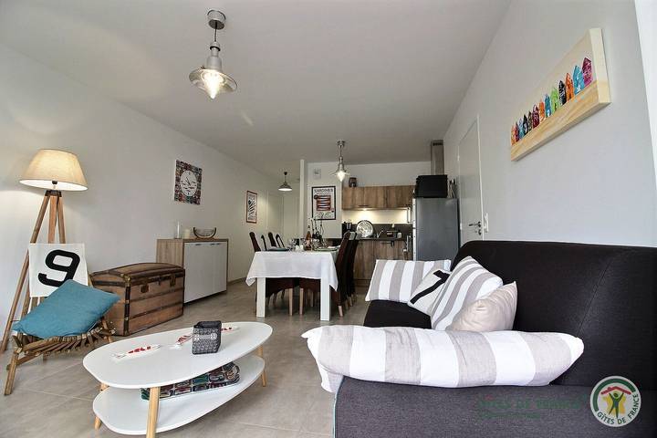 Gîte pour 4 personnes, avec Terrasse ainsi que Jardin et Vue à Saint-Quay-Portrieux