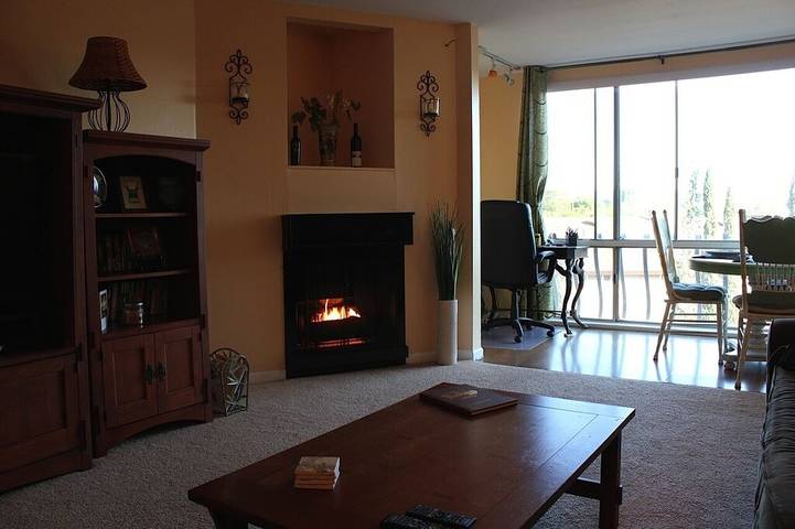 Vacation rental for 2 people, with yard and hot tub as well as pool in North Hollywood