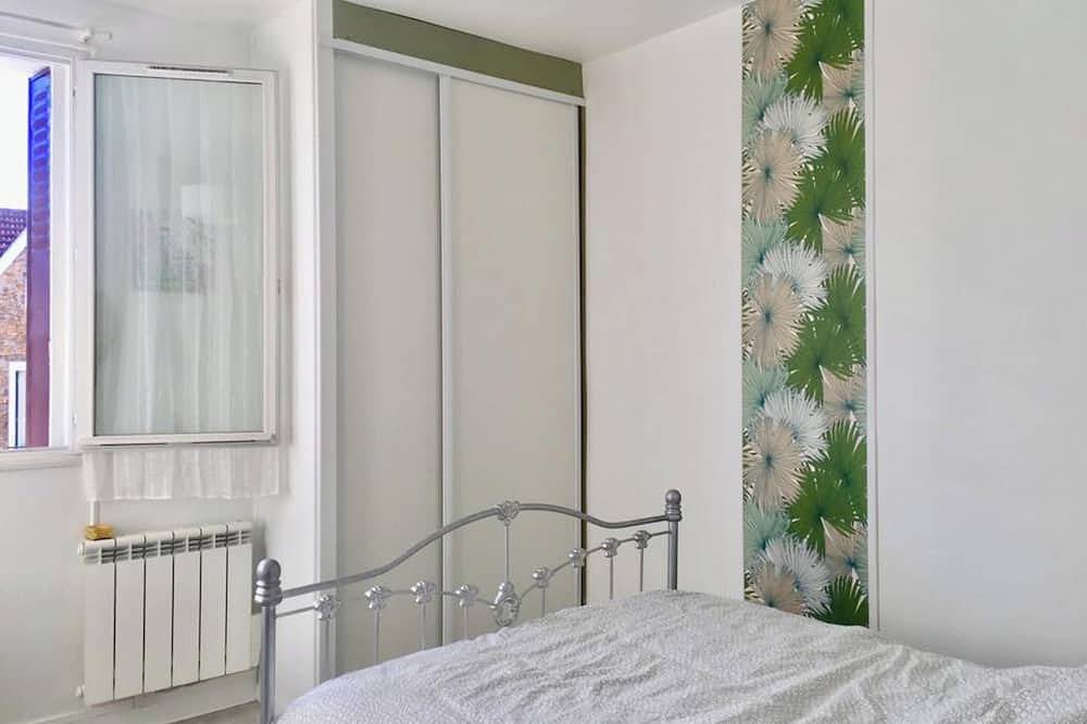 Entire apartment, Homerez - Apt in Rosny-s-Bois, Parking in Rosny-sous-Bois, Seine-Saint-Denis