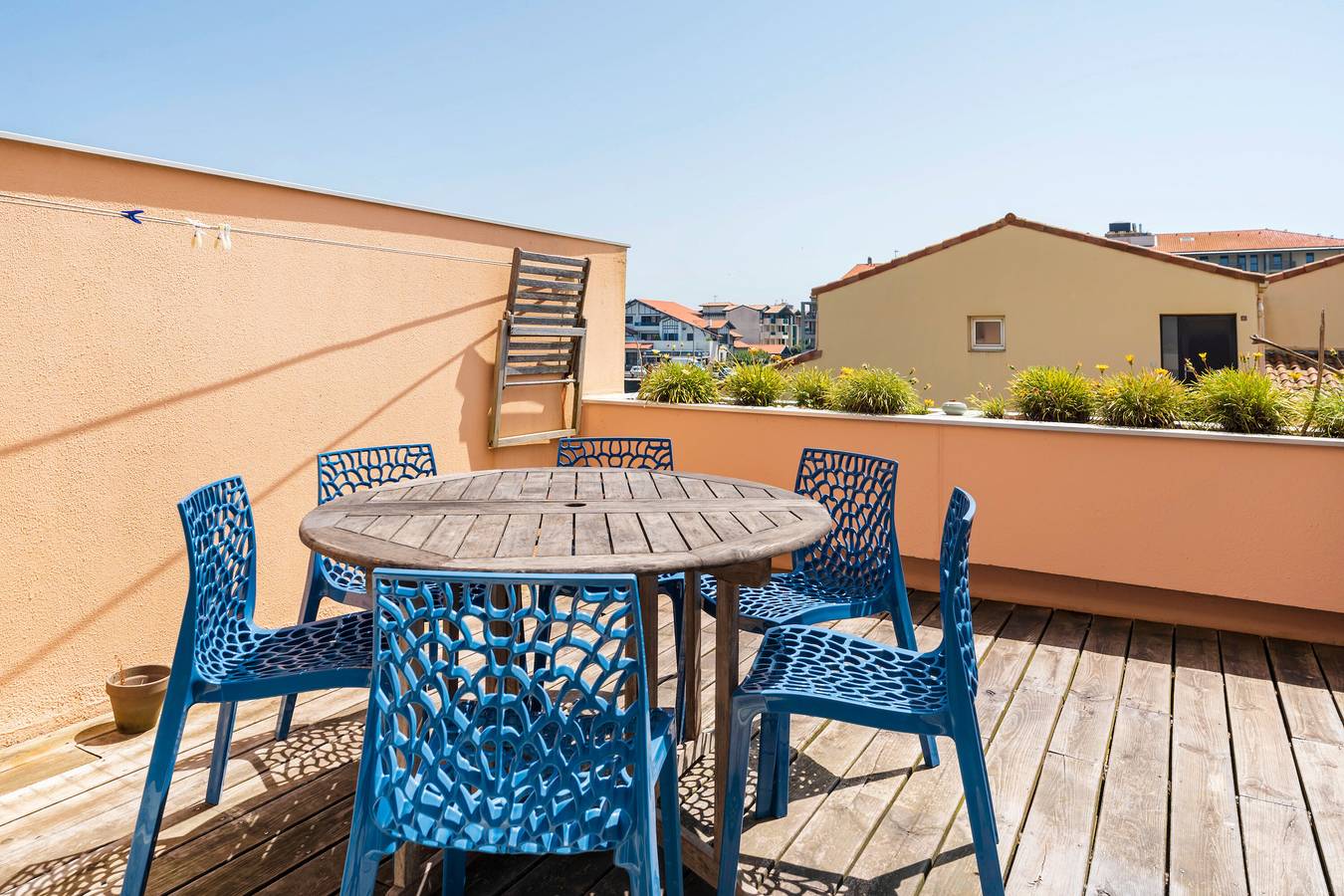 Apartamento entero, Apartamento 'Notre Dame' con vistas al mar, terraza privada y Wi-Fi in Capbreton, Côte d’Argent