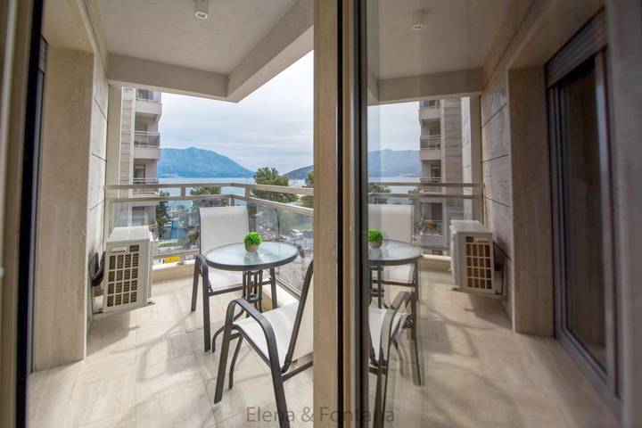 Ferienwohnung für 4 Personen, mit Garten und Ausblick in Budva - 2