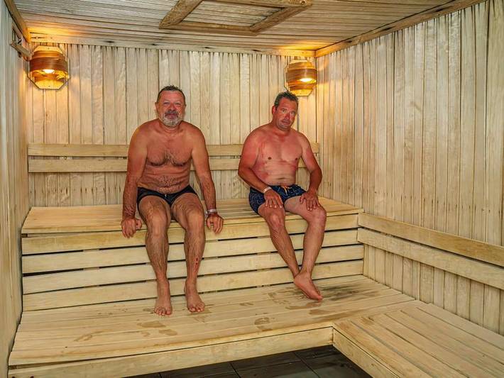 Camping pour 6 personnes, avec sauna et bassin pour enfant sur l' Île d'Oléron