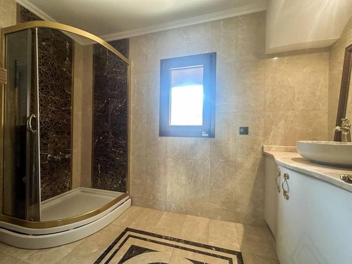 Villa pour 6 personnes, avec balcon ainsi que piscine et jardin à Marmaris - 4