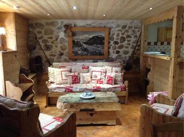 Gîte pour 6 personnes, avec sauna et terrasse dans Office de Tourisme du Grand Bornand