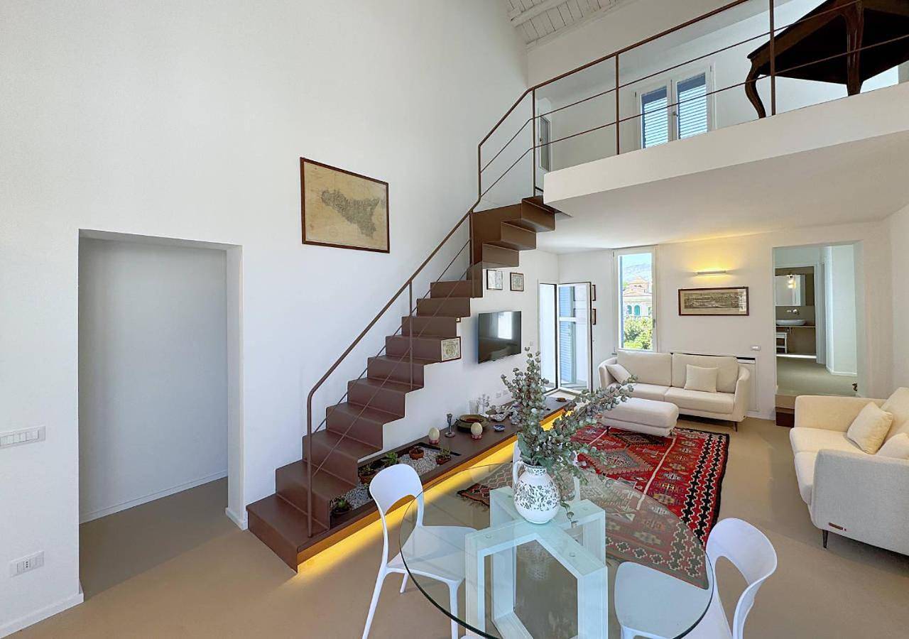 Villa with Sea View in Mondello, Palermo