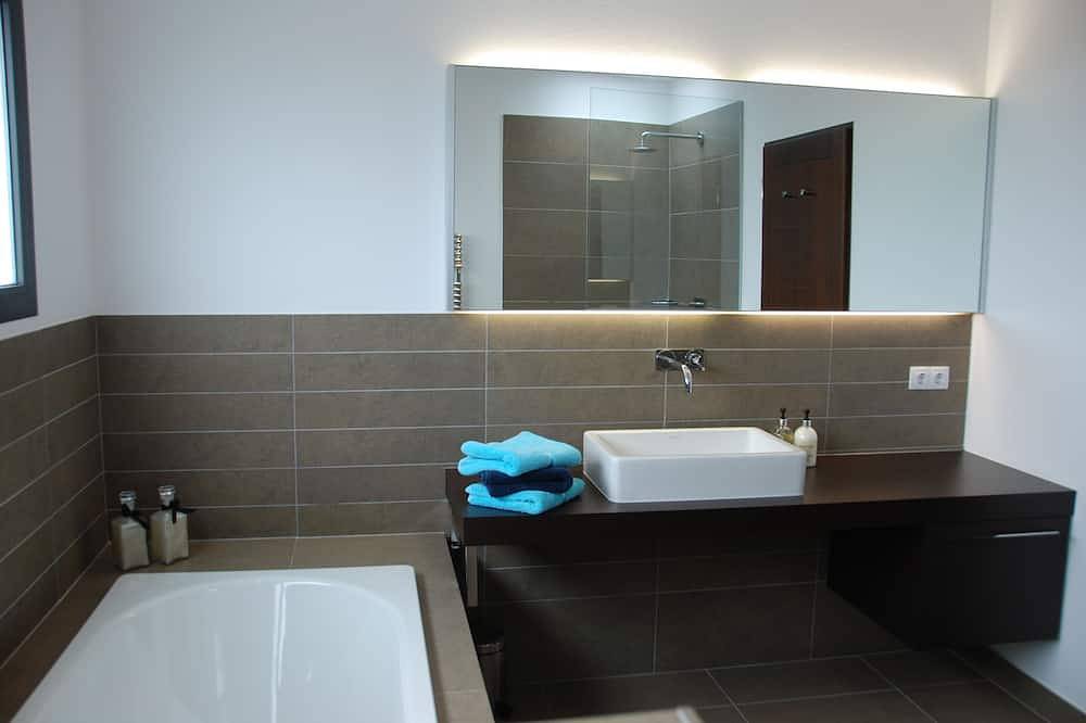 Luxus-Villa mit großem beheiztem Pool in Villaverde, Fuerteventura in Villaverde, La Oliva