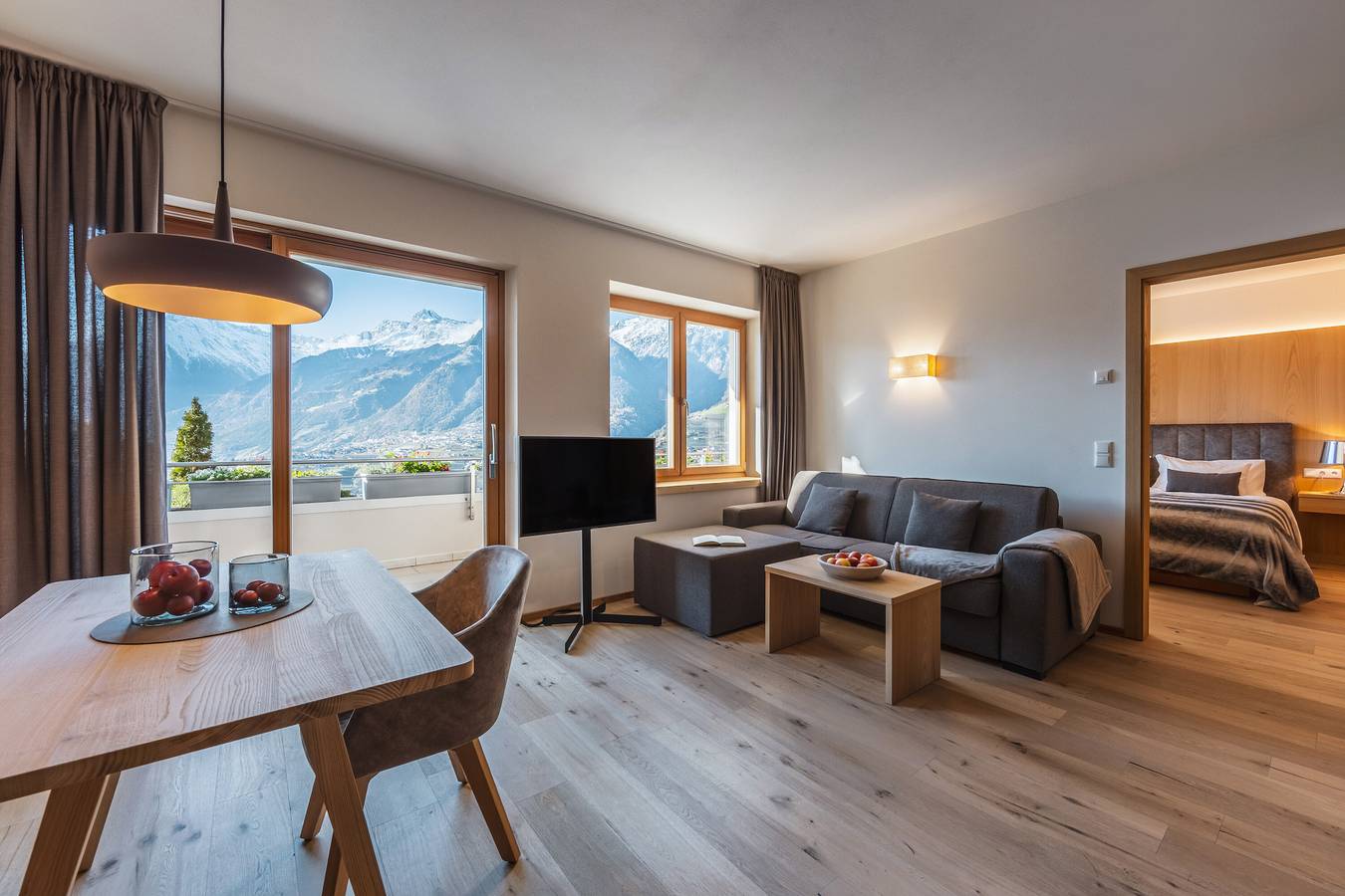 Entire apartment, Holiday Apartment "Charming Frida Residence Dornsberg" with Mountain View & Indoor Pool in St. Georgen (Schenna), Schenna