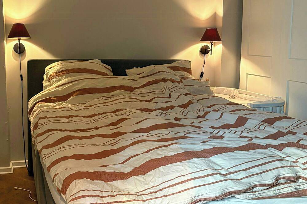 Renoviertes Hinterhaus in einem ruhigen Innenhof mitten in Kopenhagen in Kopenhagen, Hovedstaden
