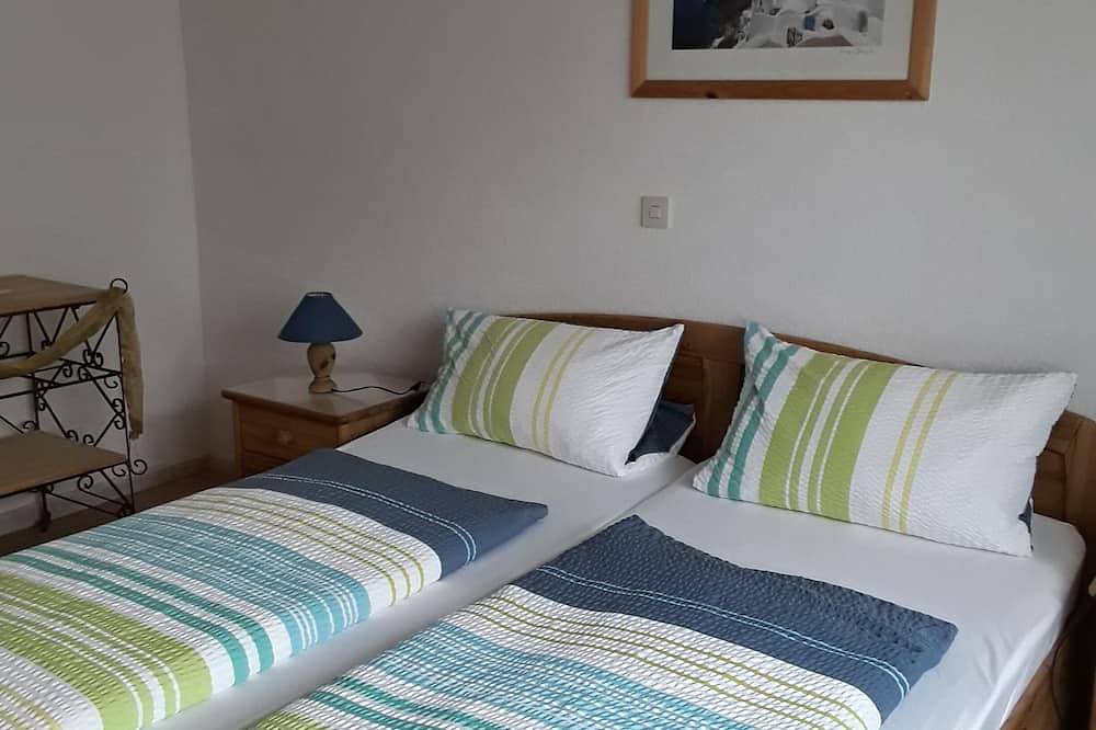 Ganze Wohnung, Ferienwohnung Hunz - Fewo 2 in Schutz, Vulkaneifel