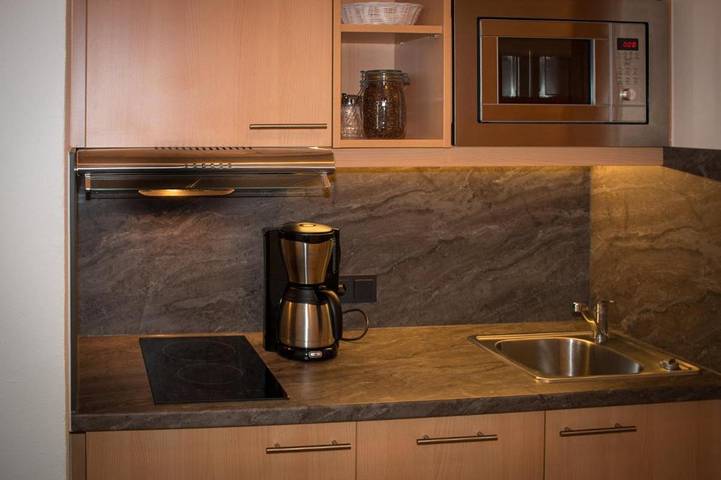 Ferienwohnung für 2 Personen, mit Garten und Terrasse sowie Ausblick und Seeblick in Schwangau - 4