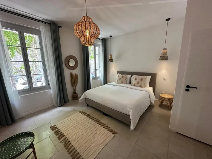 Chambre d’hôte pour 2 personnes, avec terrasse ainsi que piscine et jardin - 1