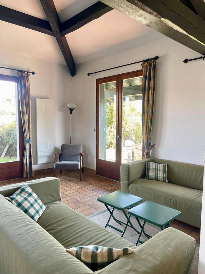 Location de vacances pour 6 personnes, avec jardin dans Plage Naturistes - 2